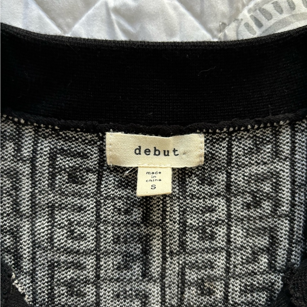 debut Cropped Collared Shirt - Picture 4 of 4